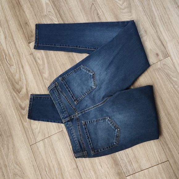 Altar'd State Denim Stretchy Skinny Straight Blue Jeans Women's 28 - Picture 2 of 16